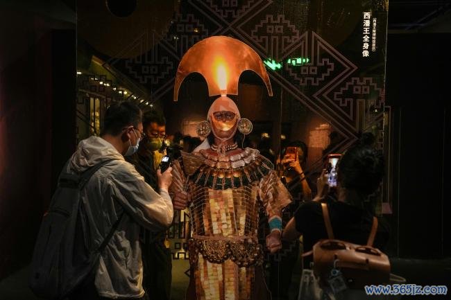 探展日记｜秘鲁西潘王陵矿藏来华，繁难一见