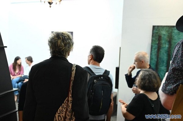 “Nel Mezzo”：第三届意大利现代艺术交流展于佛罗伦萨追究开幕