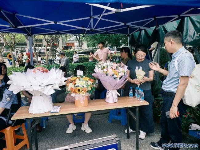 江苏第一批戒指高考的东谈主出现了 笔落卷合云开体育2026世界杯中国官网入口，欲望启程