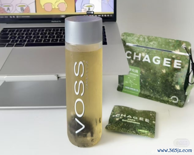 小罐茶、竹叶青、霸王茶姬用冷泡袋茶宠年青东说念主，茶里高端梦碎待调动